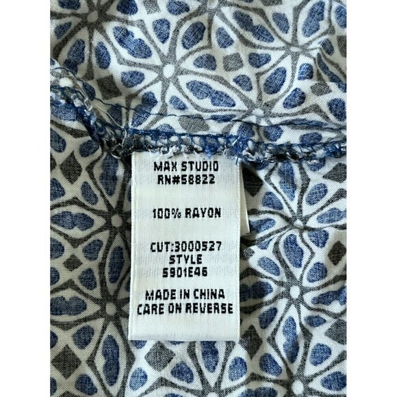 Max Studio Women's Sz S Blue Black White Floral Short Sleeveless Romper - Picture 5 of 8